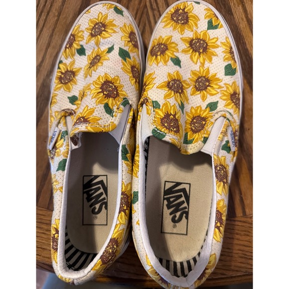 Vans Shoes - Vans Classic Slip-On Sunflower Floral Canvas Sneakers Womens 8 Mens 6.5 Cream